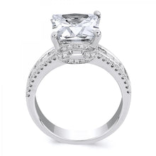 Load image into Gallery viewer, 18k White Gold Baguette Cut Diamond Engagement Ring