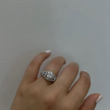 Load image into Gallery viewer, 18k White Gold Pear-Shaped Diamond Engagement ring