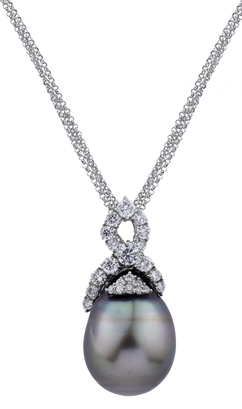 18k White Gold Diamond Pearl Necklace