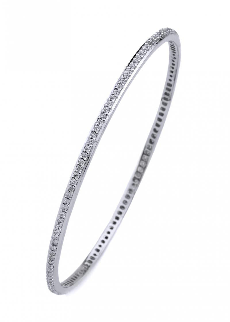 18k White Gold Round Cut Diamond Bangle Bracelet