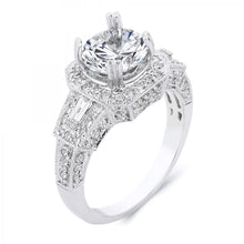 Load image into Gallery viewer, 18k White Gold Round Cut Diamond Engagement ring
