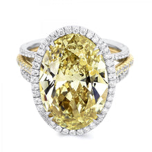 Load image into Gallery viewer, 18K White Yellow Gold Round Brilliant Cut Diamond Ring
