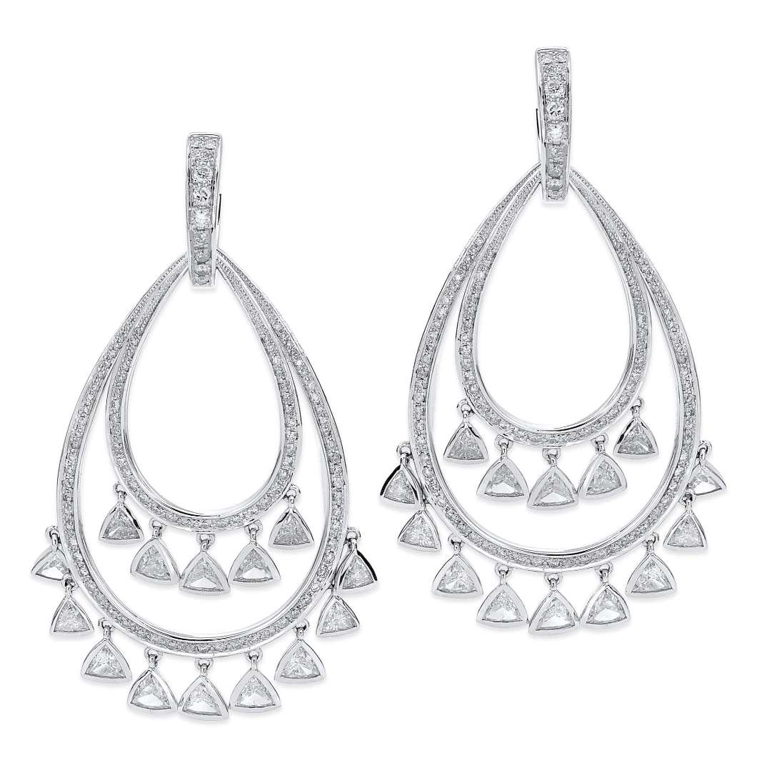 18k White Gold White Diamand Triangle Earrings